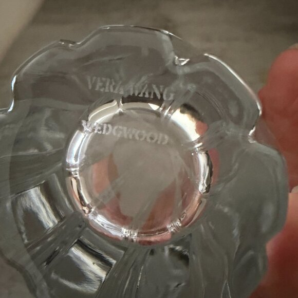 Vera Wang Wedgwood With Love German Clear Lead Crystal Flower Vase 7.5" Tall - Picture 5 of 7